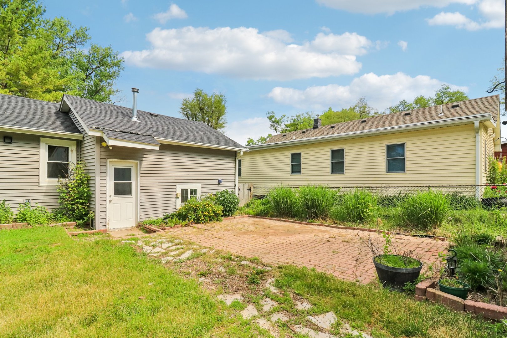 79 Eagle Point Road, Fox Lake, IL 60020