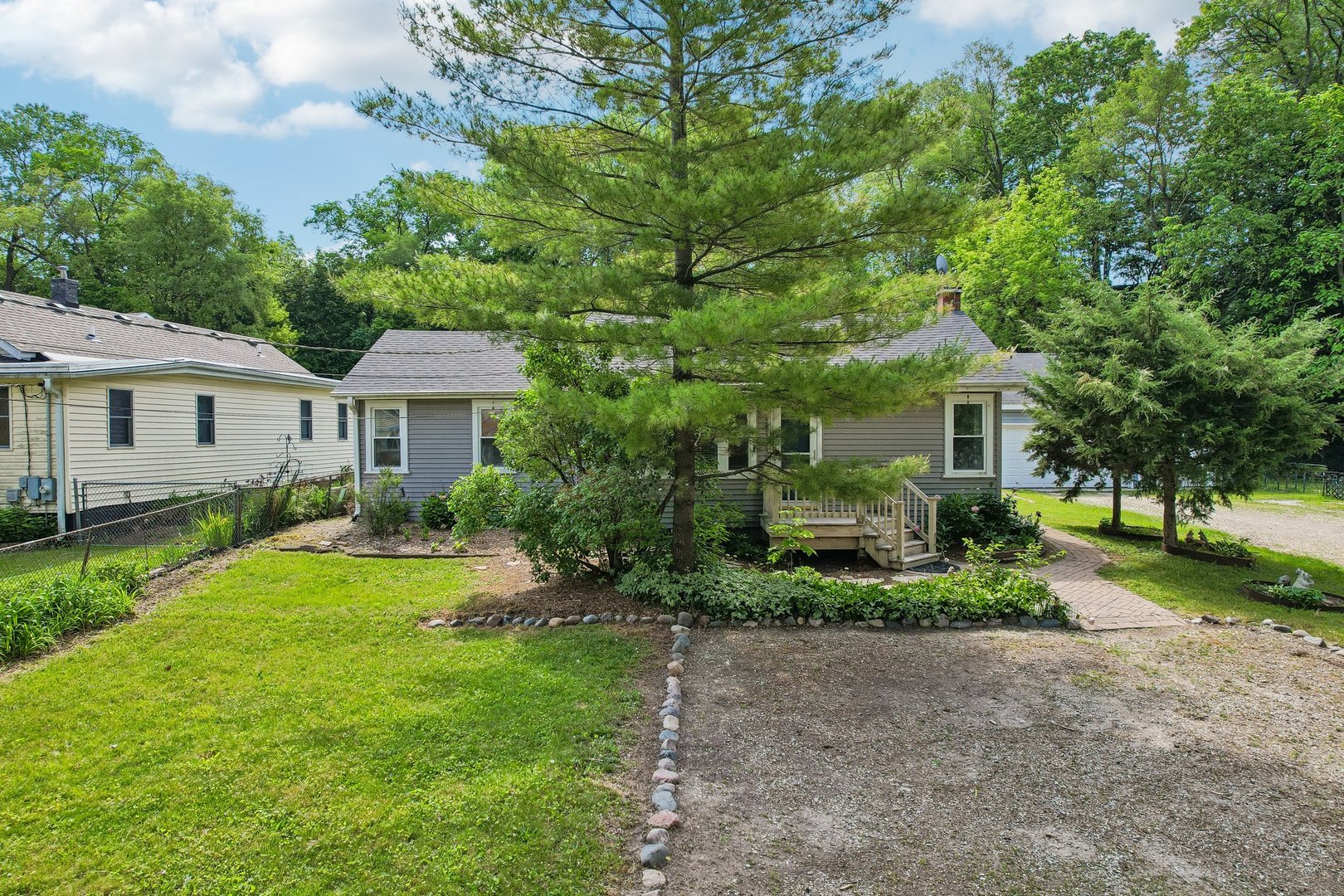 79 Eagle Point Road, Fox Lake, IL 60020