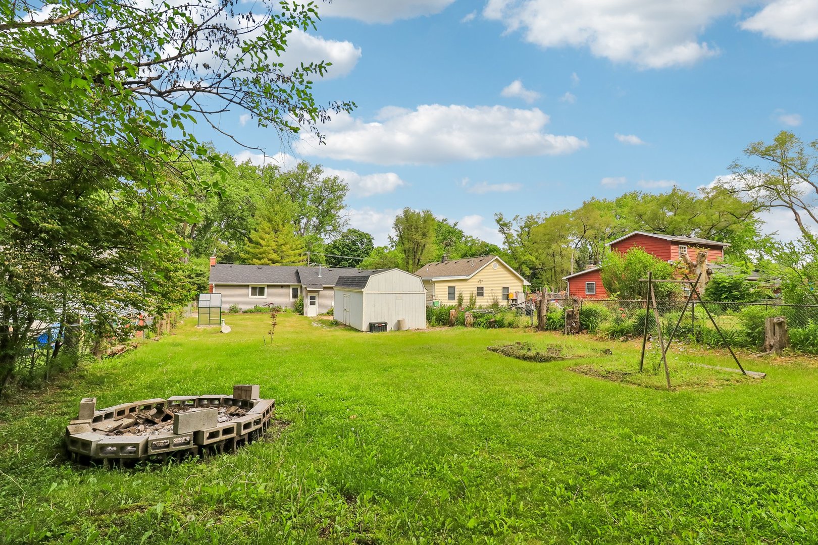 79 Eagle Point Road, Fox Lake, IL 60020