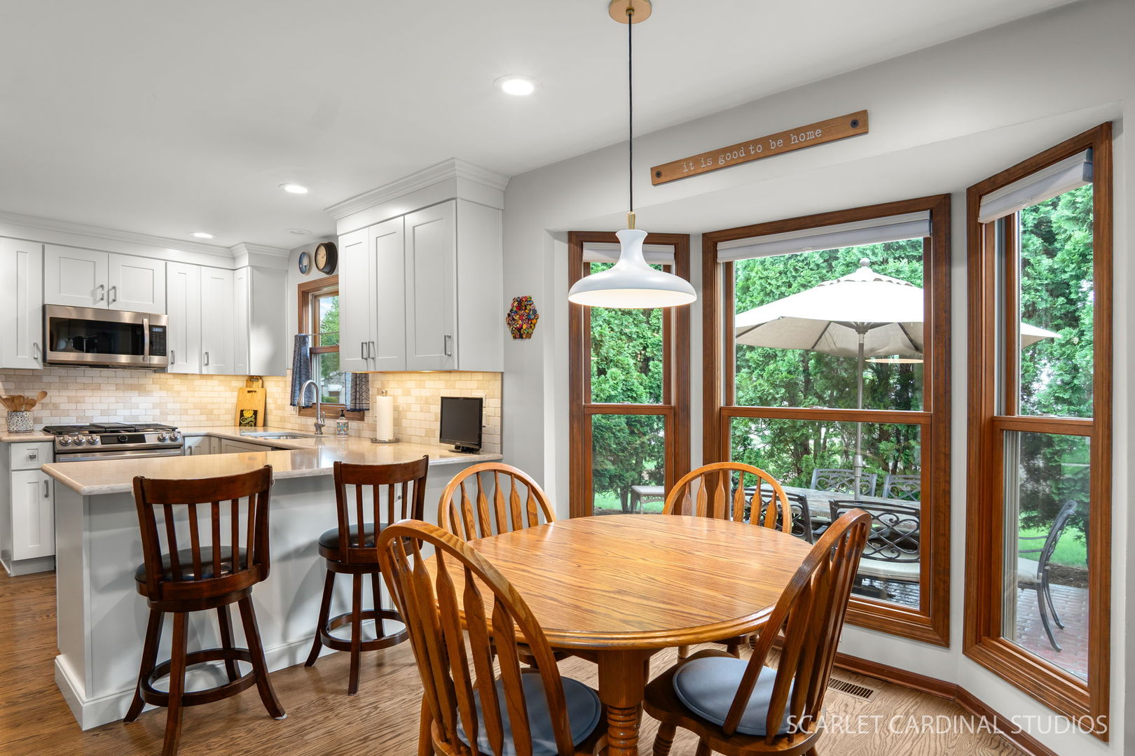 27w180 Chestnut Lane, Winfield, IL 60190