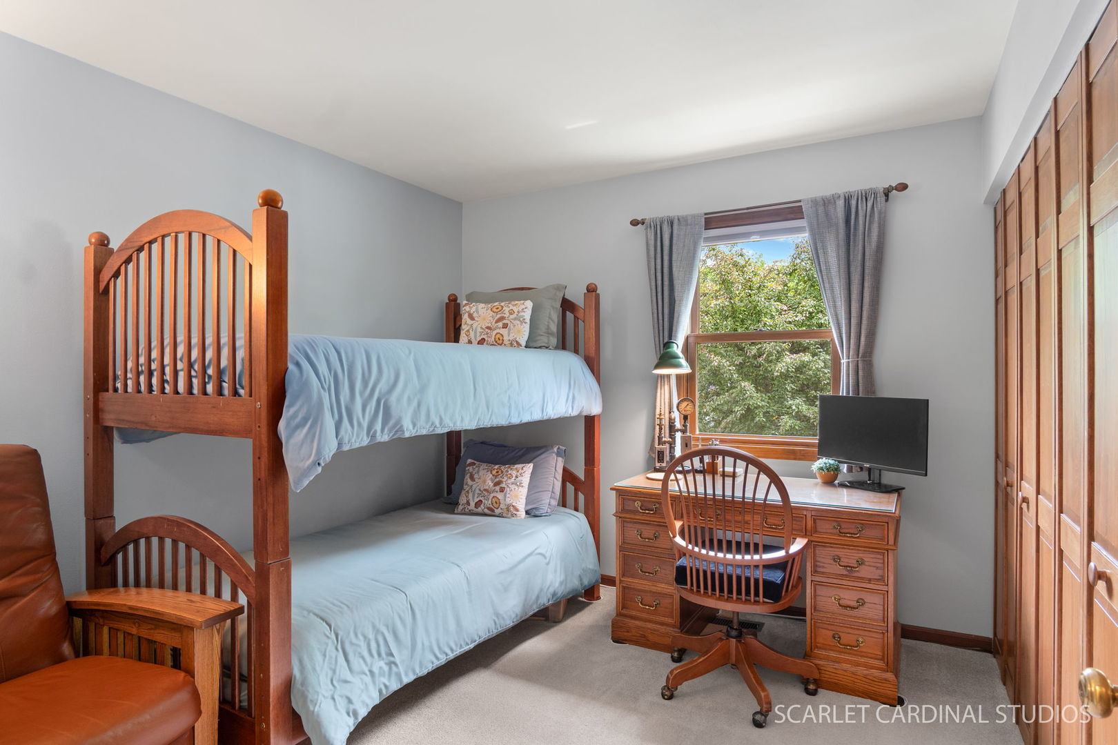 27w180 Chestnut Lane, Winfield, IL 60190