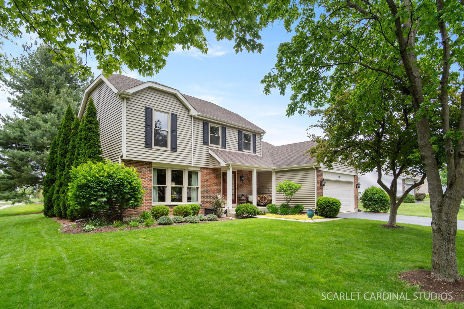 27w180 Chestnut Lane, Winfield, IL 60190