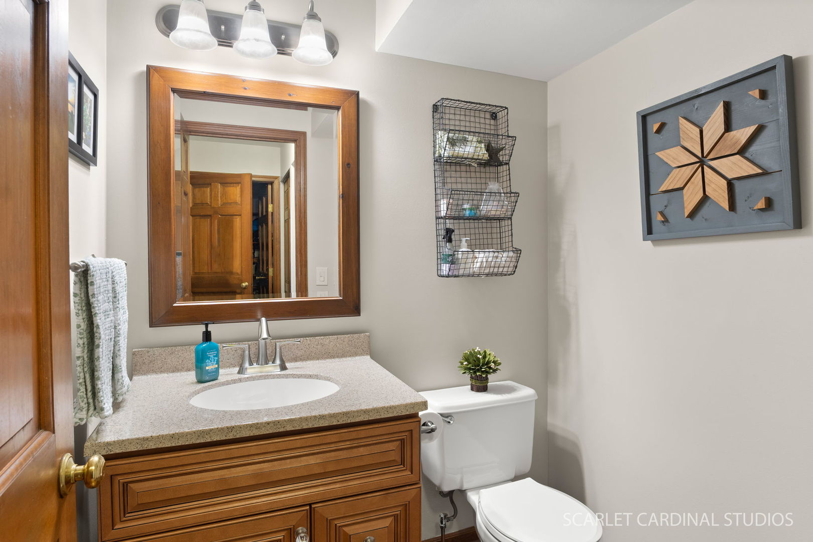 27w180 Chestnut Lane, Winfield, IL 60190