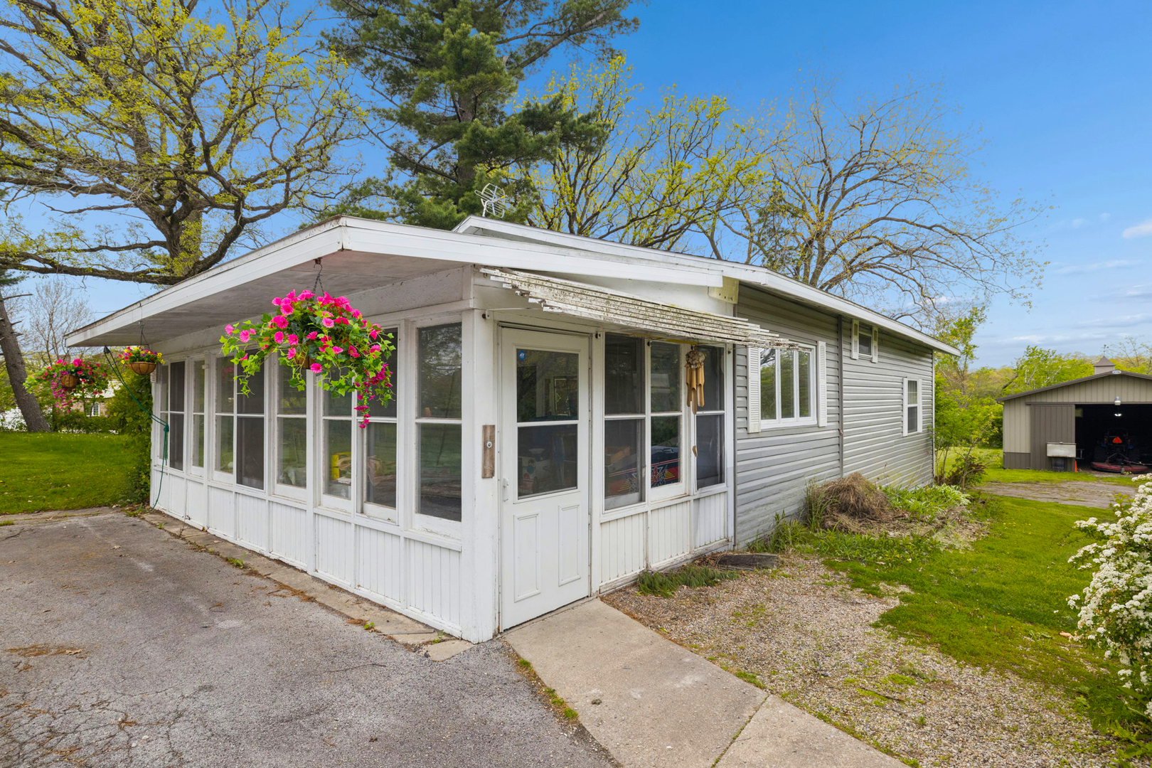 931 231st Street, Steger, IL 60475