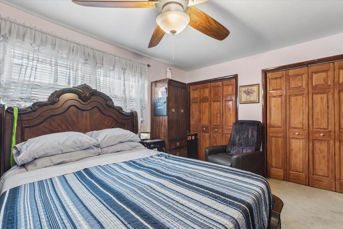 15622 Madison Avenue, Dolton, IL 60419