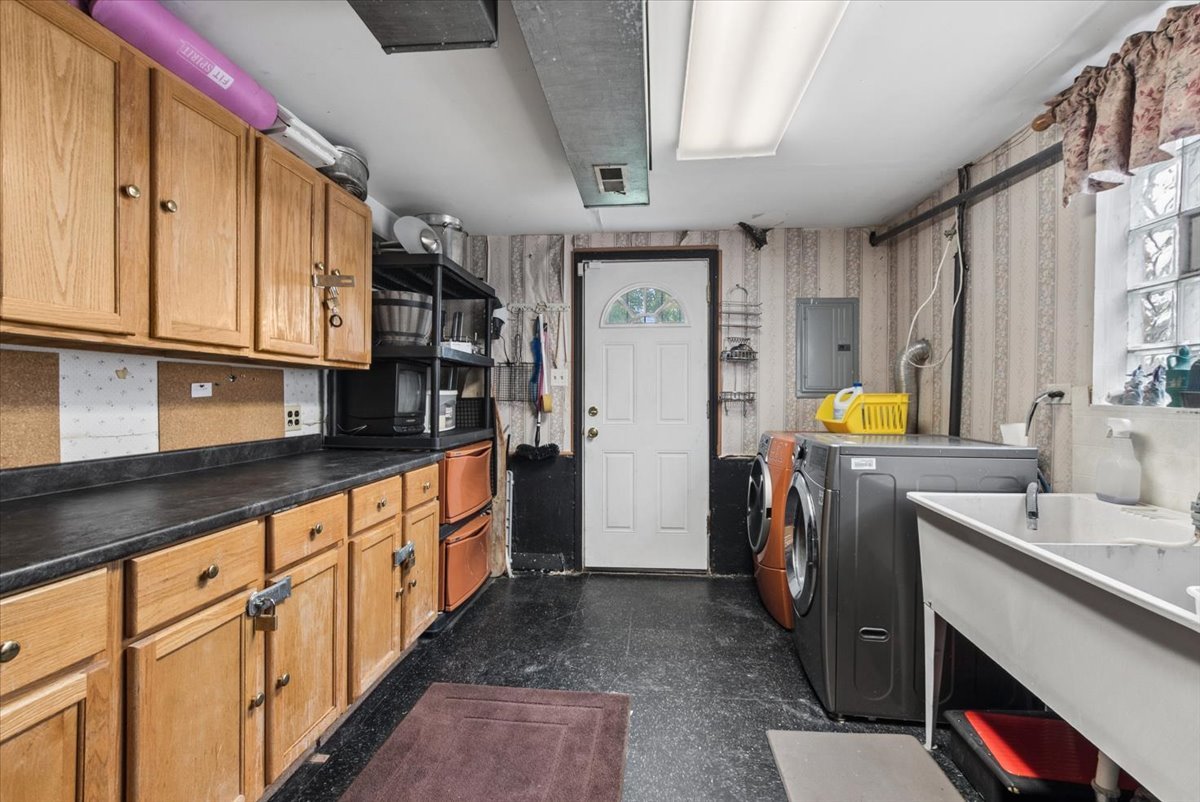 15622 Madison Avenue, Dolton, IL 60419