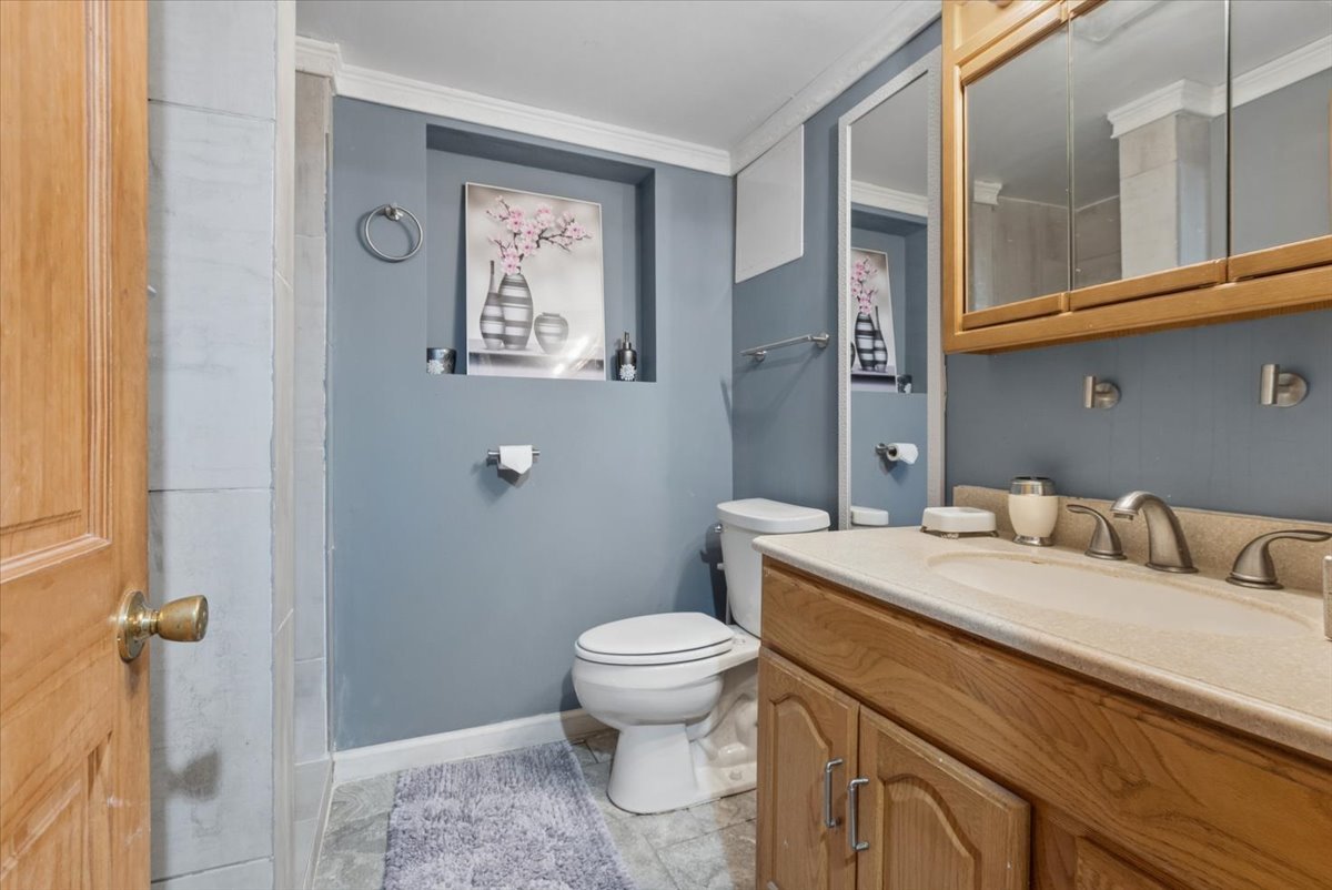 15622 Madison Avenue, Dolton, IL 60419