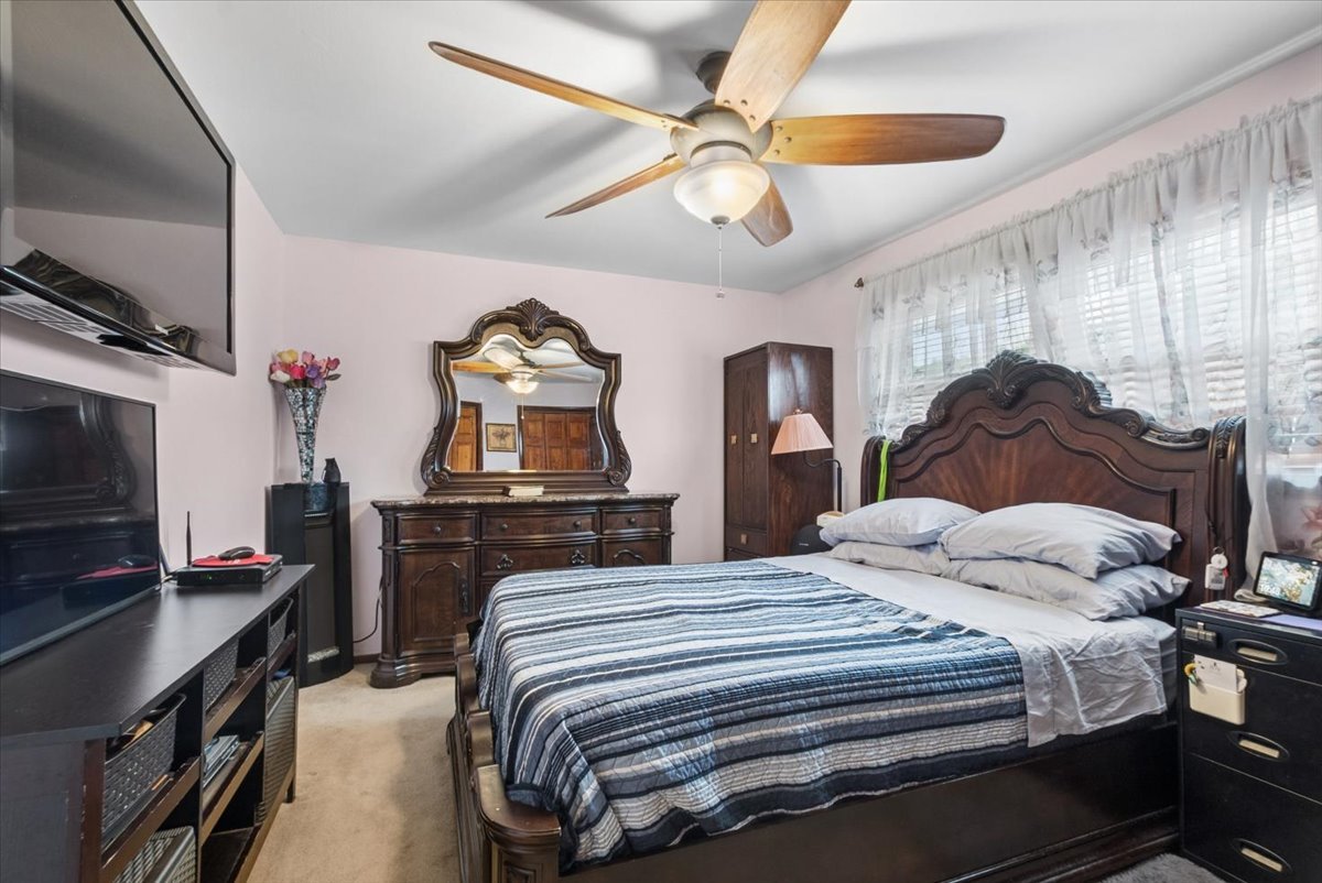 15622 Madison Avenue, Dolton, IL 60419