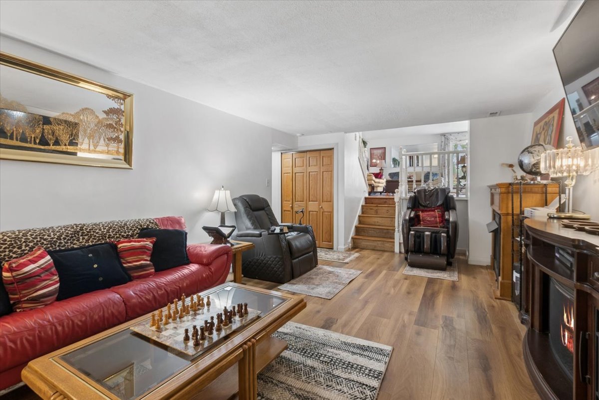 15622 Madison Avenue, Dolton, IL 60419