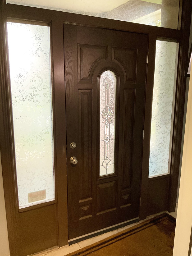 2105 Highland Avenue, Berwyn, IL 60402