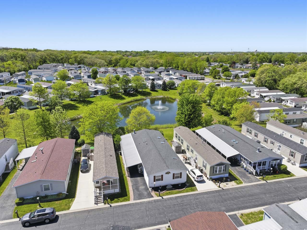 236 Forestview Drive, Crystal Lake, IL 60014
