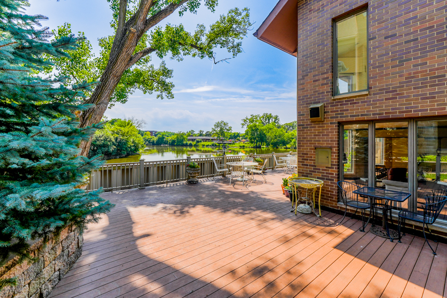 1210 Hawthorne Lane #1, Hinsdale, IL 60521