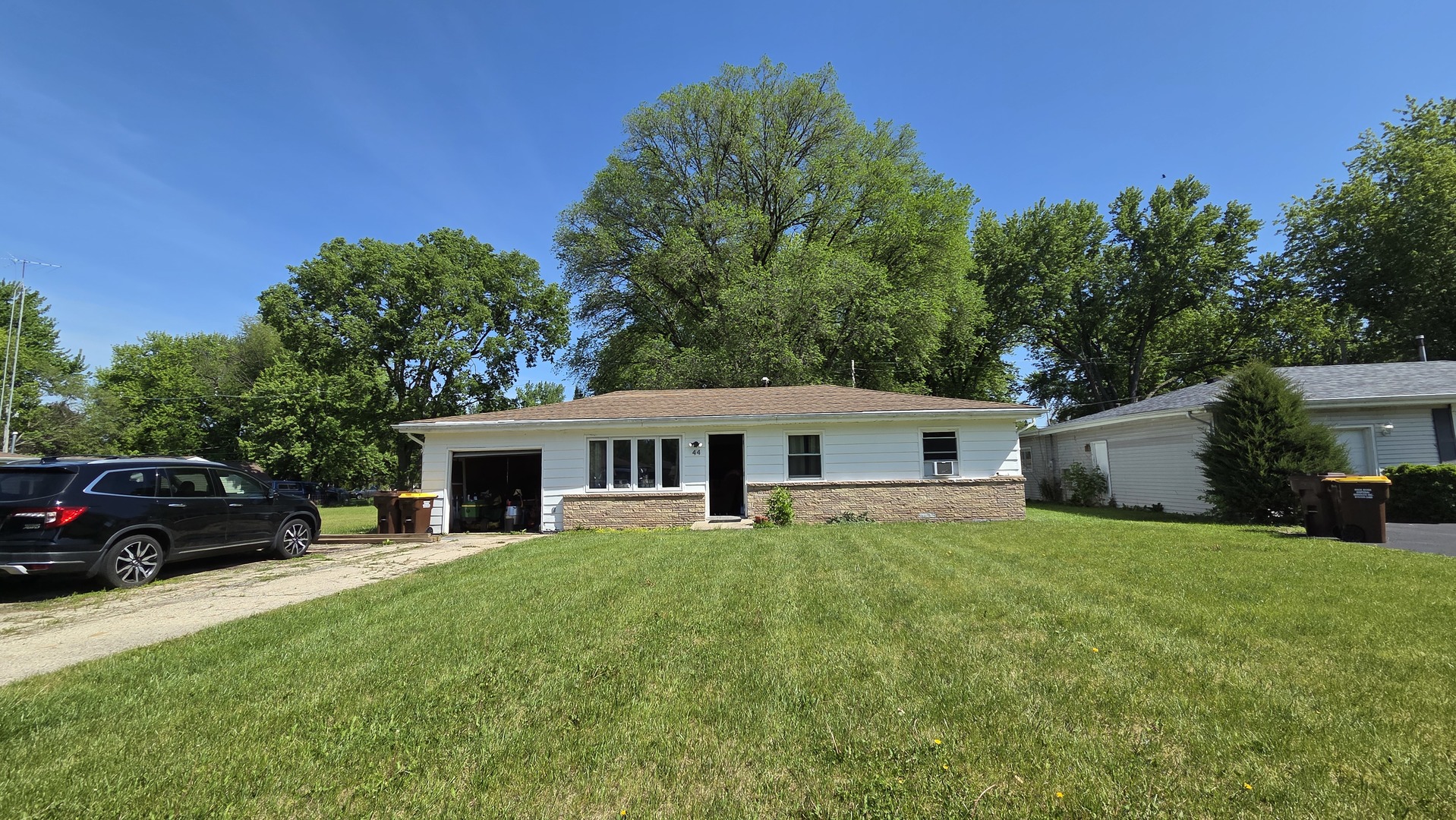 44 Marquette Road, Machesney Park, IL 61115