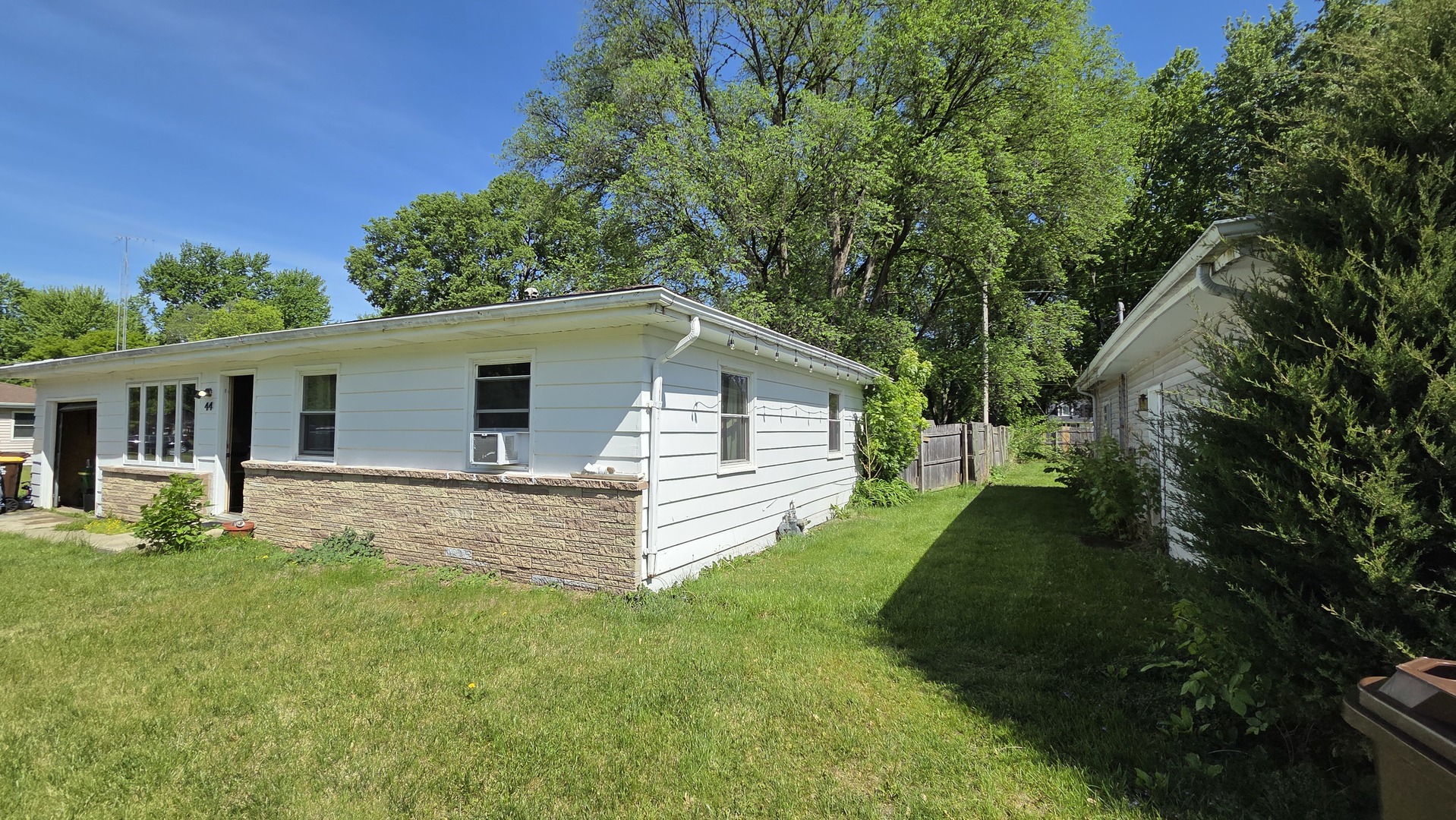 44 Marquette Road, Machesney Park, IL 61115