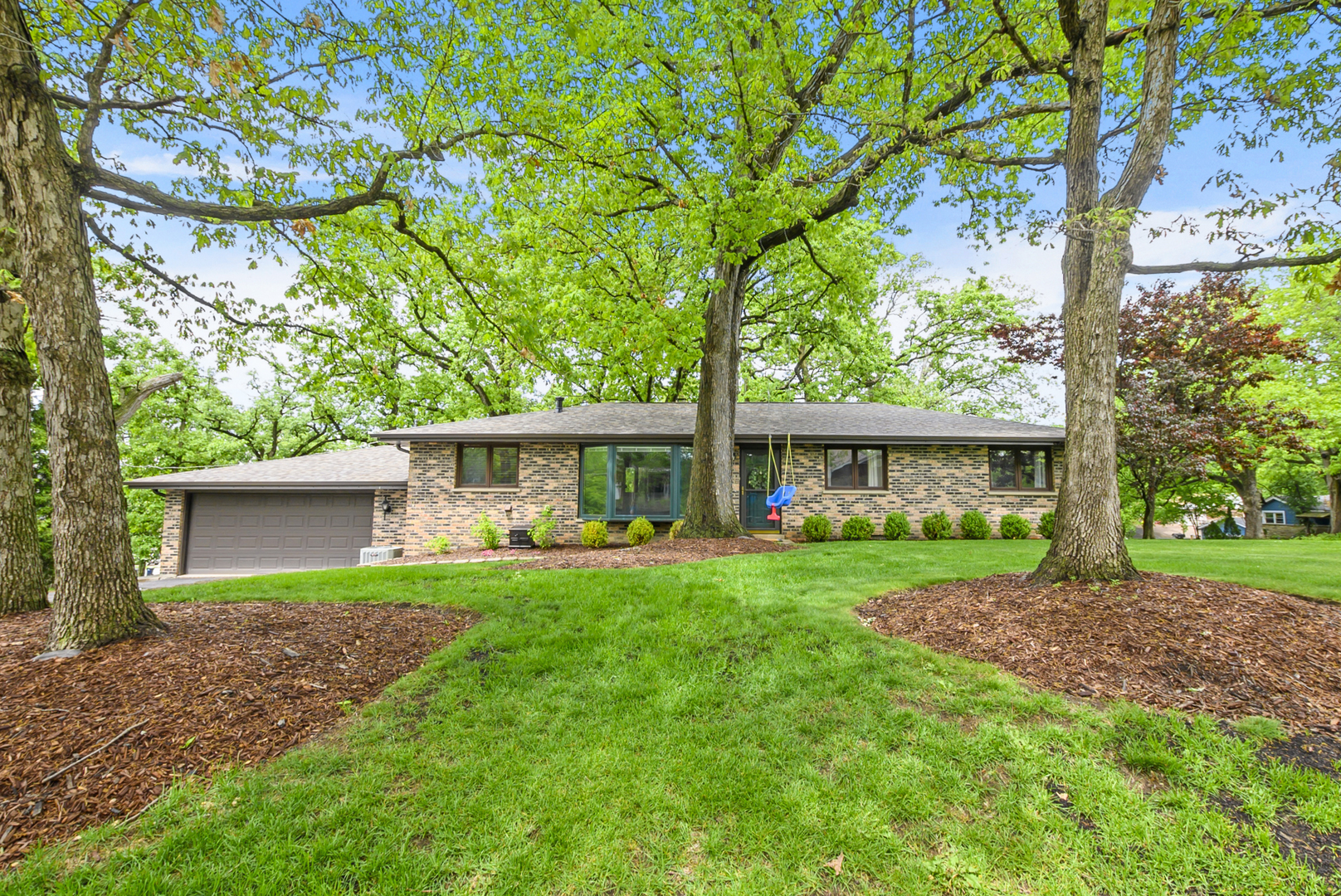 10050 W 145th Street, Orland Park, IL 60462