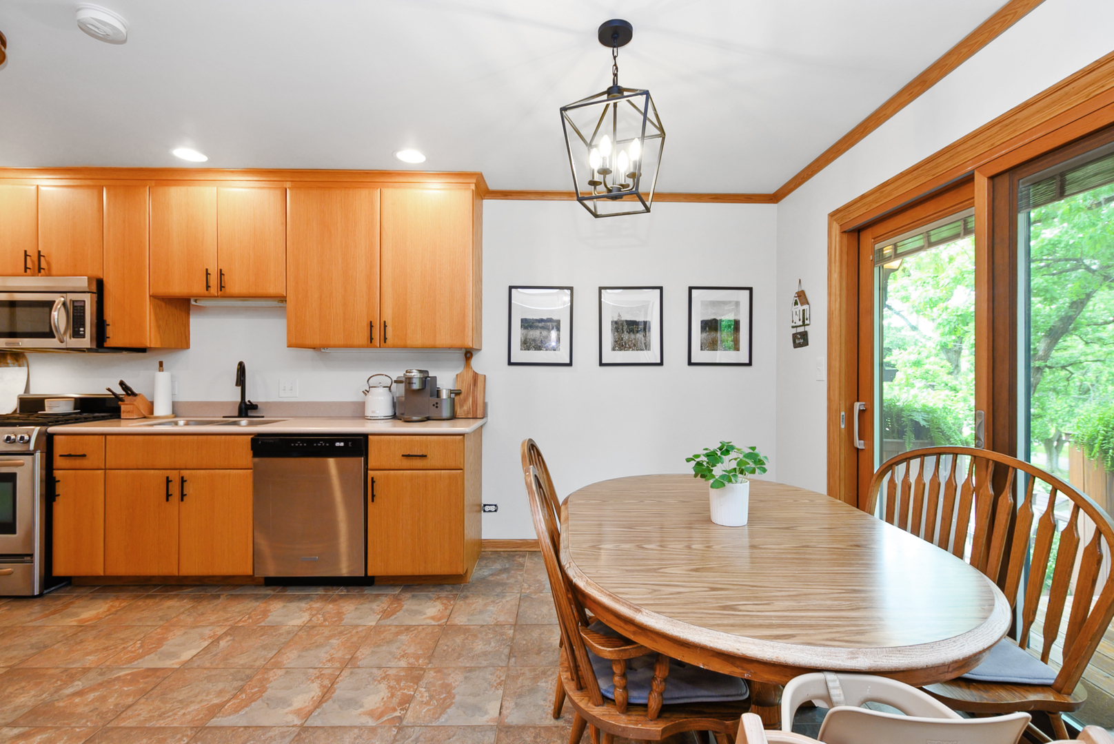10050 W 145th Street, Orland Park, IL 60462