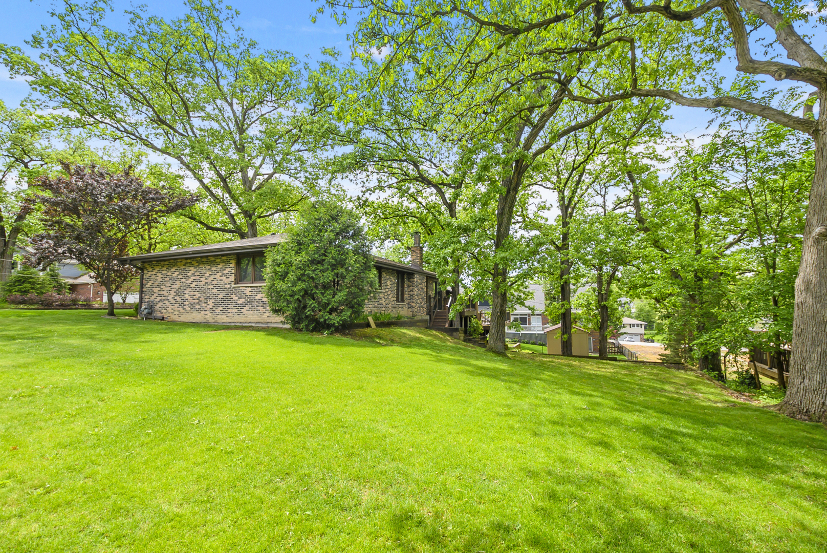 10050 W 145th Street, Orland Park, IL 60462