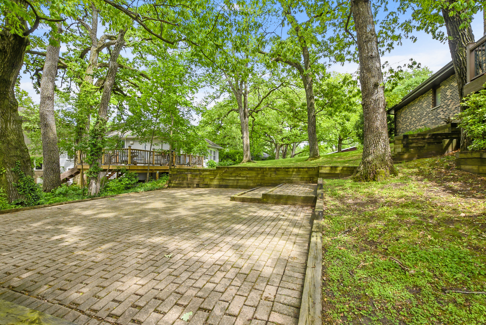 10050 W 145th Street, Orland Park, IL 60462