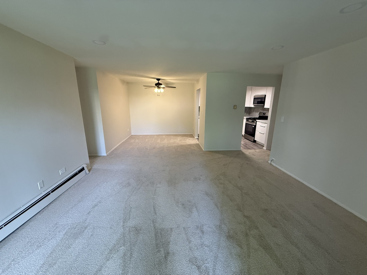 9S220 Lake Drive #16A-102, Willowbrook, IL 60527
