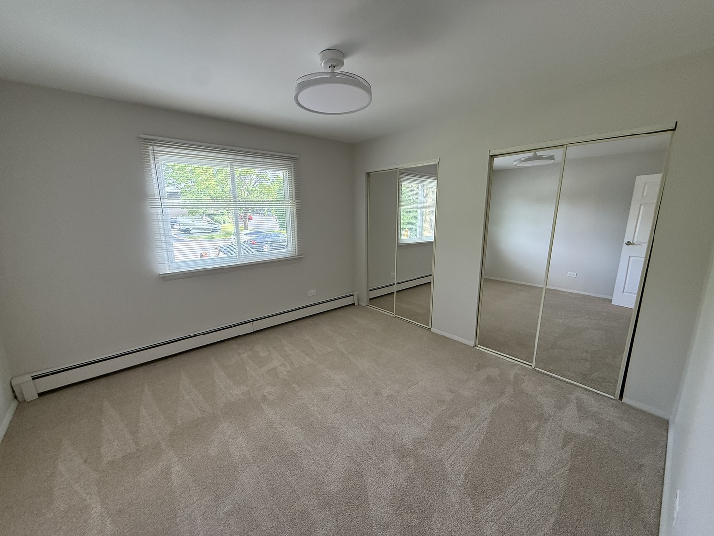 9S220 Lake Drive #16A-102, Willowbrook, IL 60527
