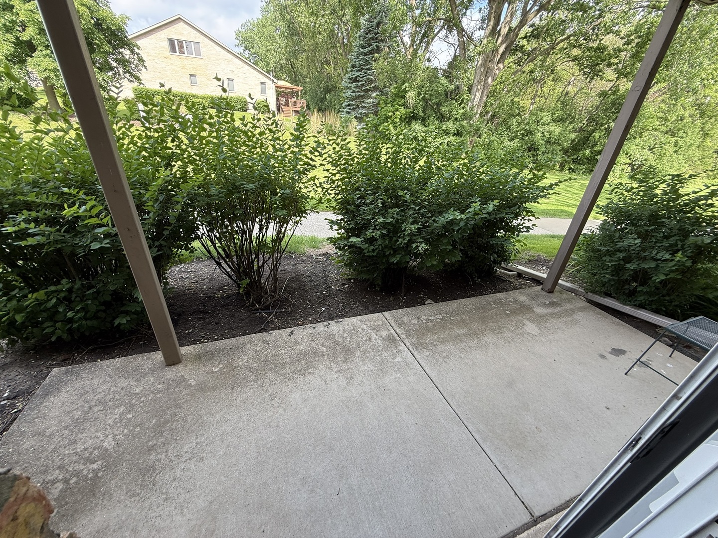 9S220 Lake Drive #16A-102, Willowbrook, IL 60527