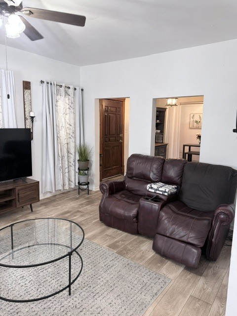 1631 N Monticello Avenue, Chicago, IL 60647