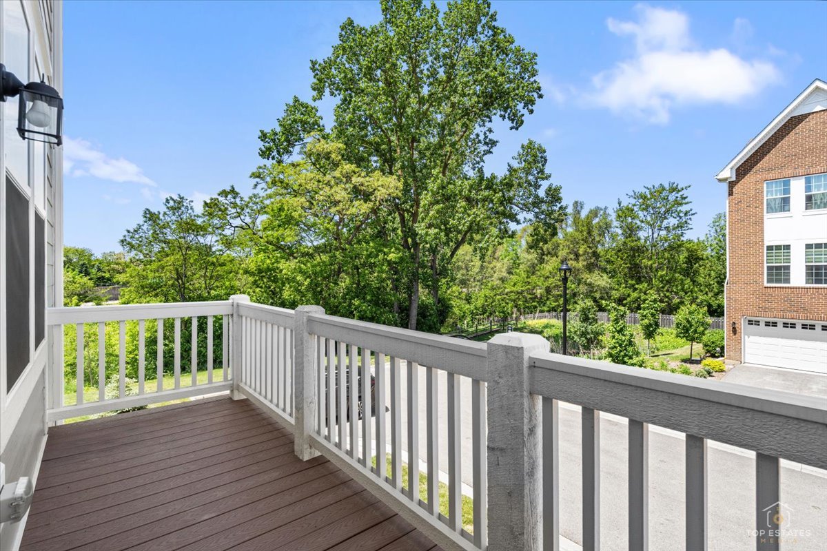 197 Canterbury Way, Lake Zurich, IL 60047