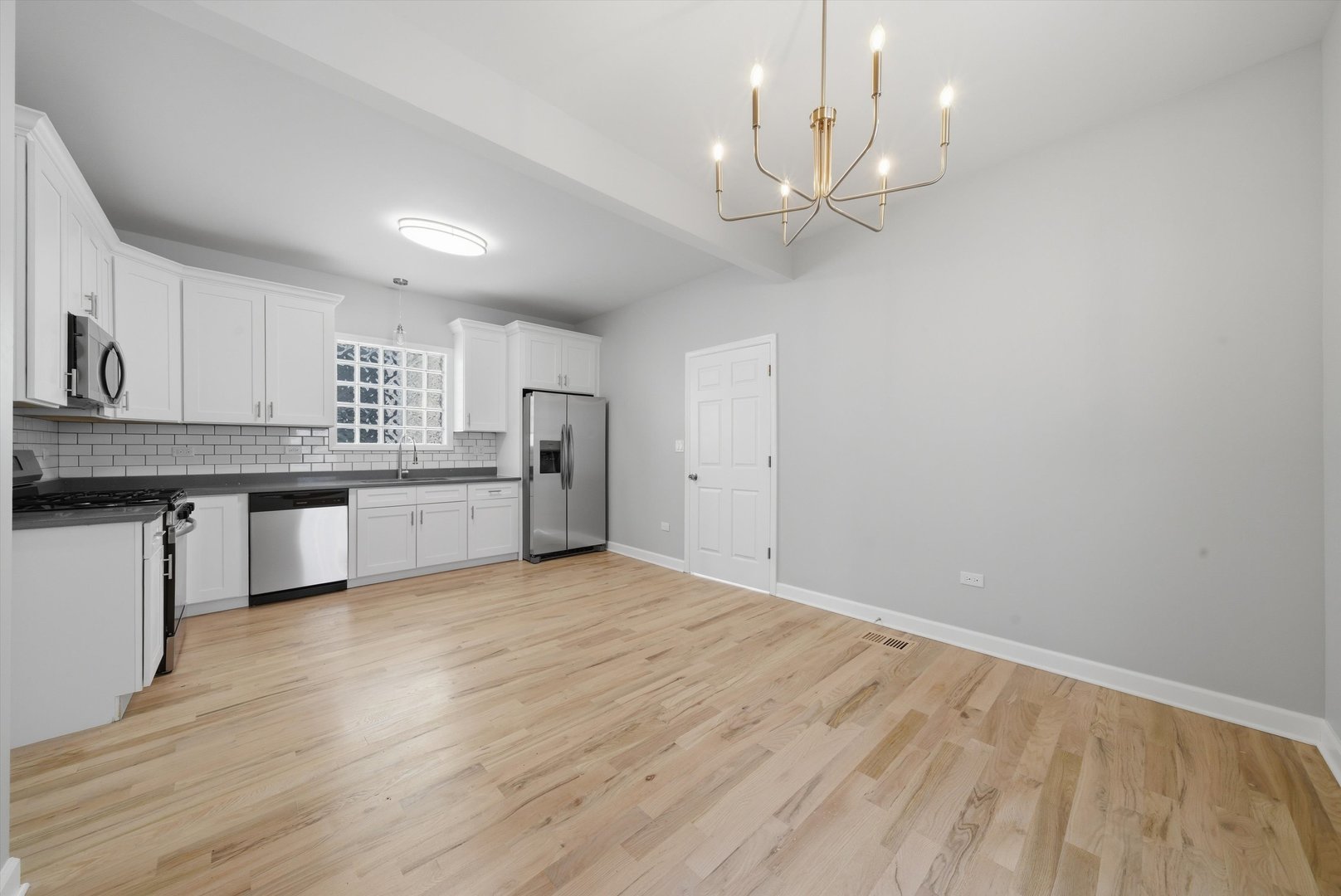 1249 W 73rd Place, Chicago, IL 60636
