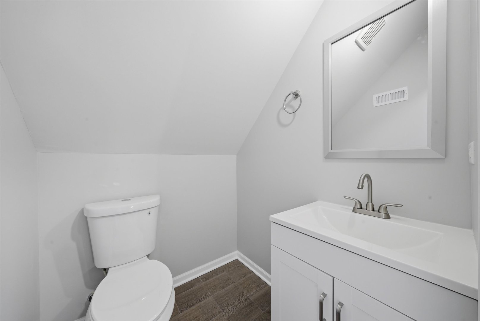 1249 W 73rd Place, Chicago, IL 60636