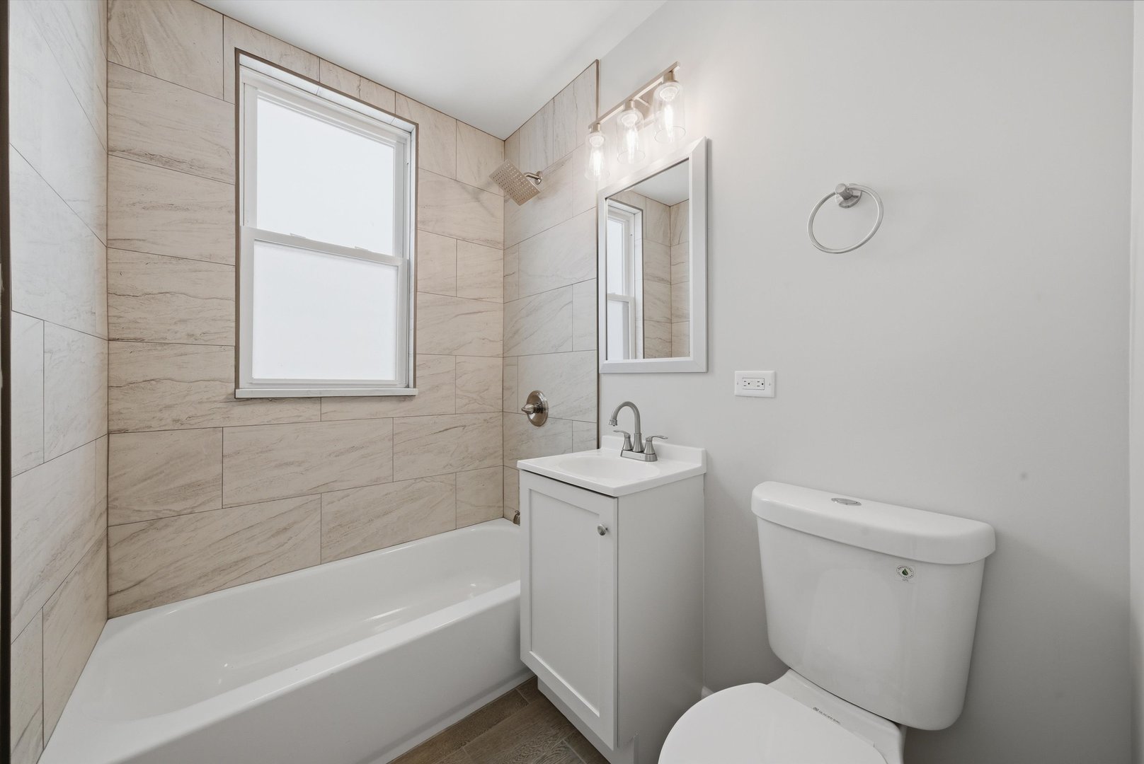 1249 W 73rd Place, Chicago, IL 60636