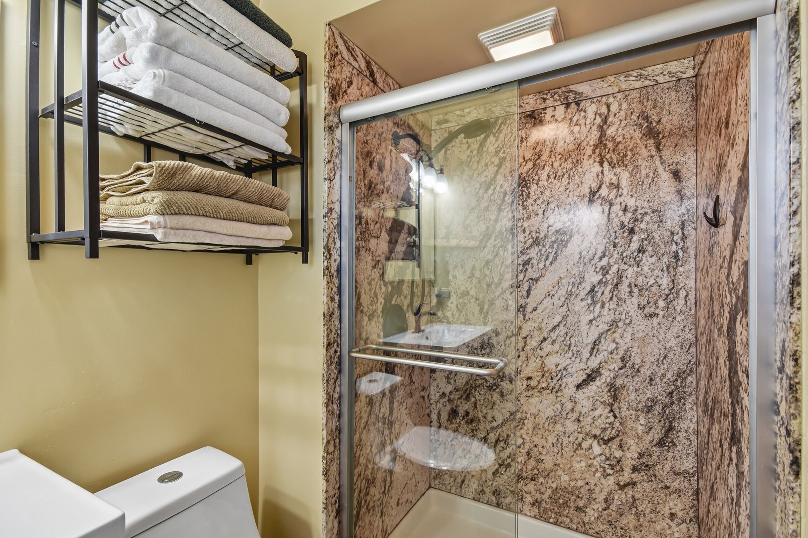 16518 Crescent Avenue #2N, Tinley Park, IL 60477
