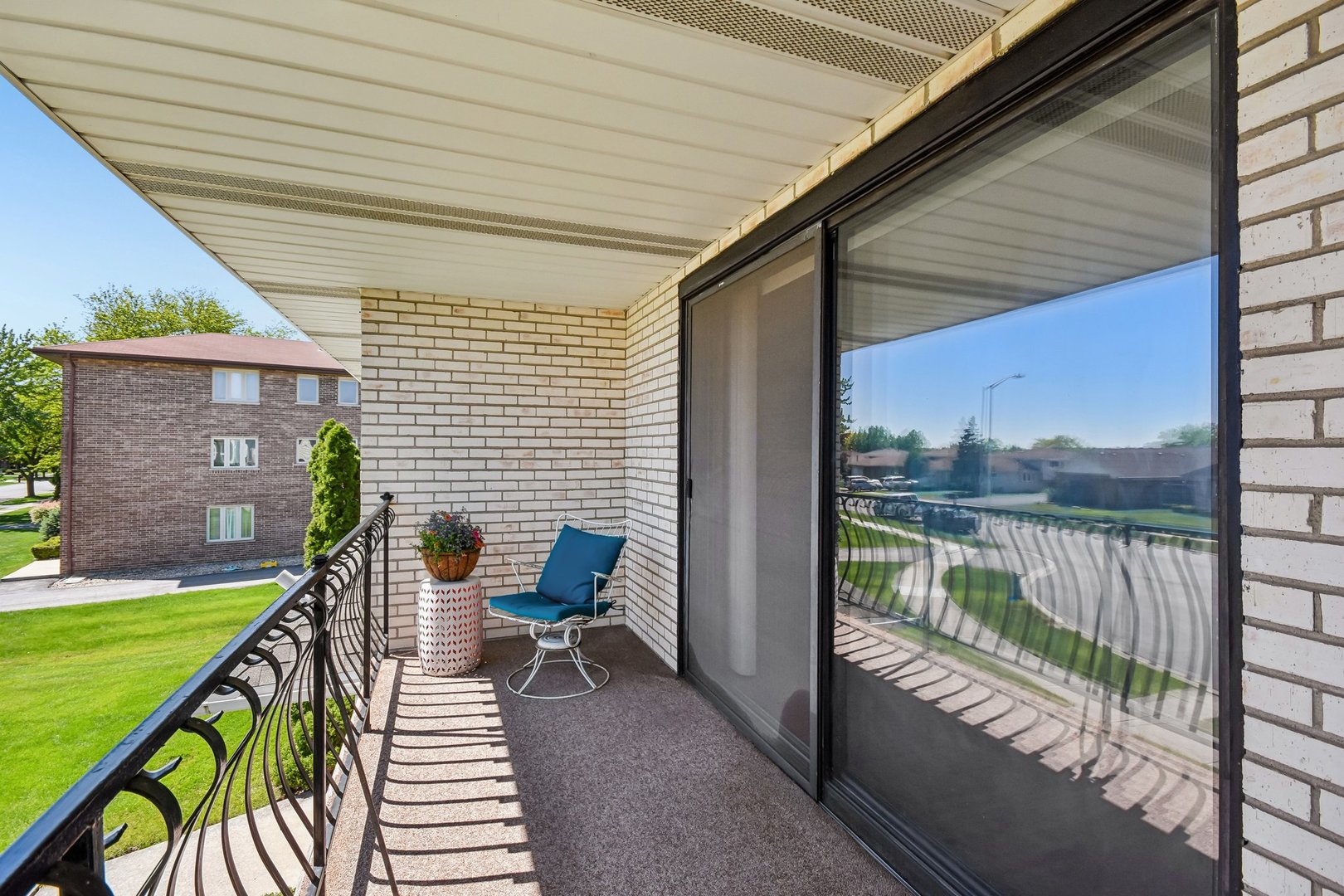 16518 Crescent Avenue #2N, Tinley Park, IL 60477