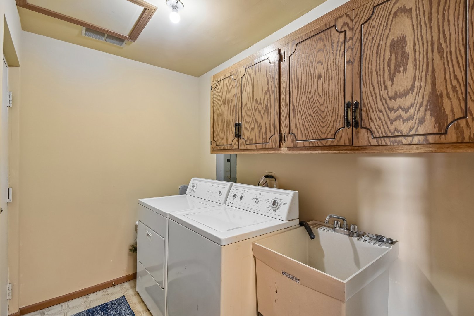 16518 Crescent Avenue #2N, Tinley Park, IL 60477