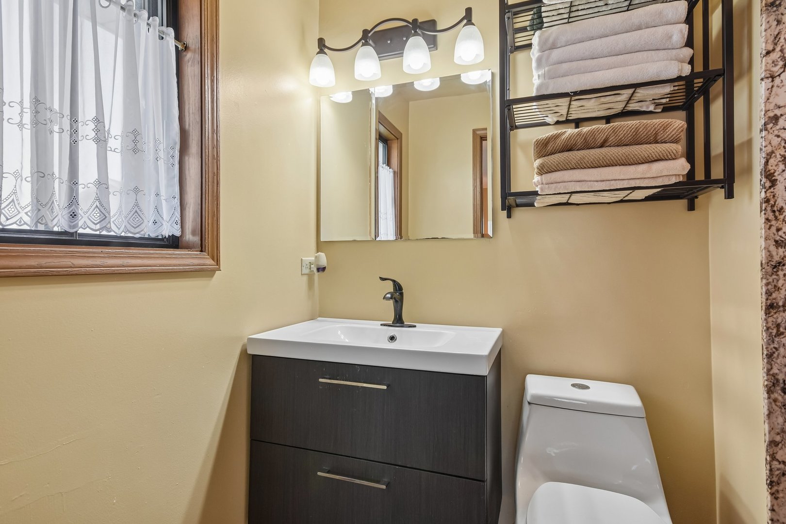 16518 Crescent Avenue #2N, Tinley Park, IL 60477