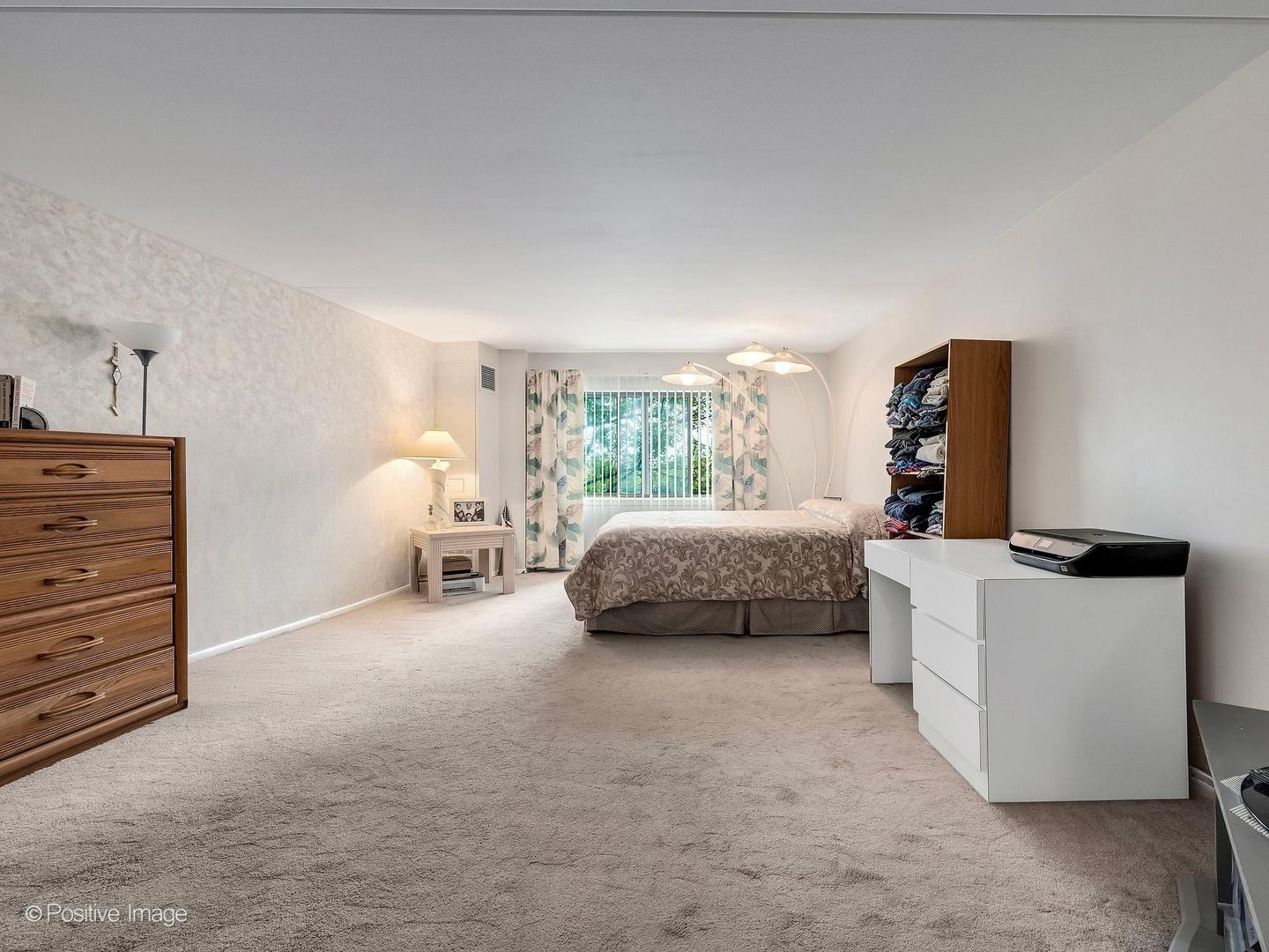6340 Americana Drive #310, Willowbrook, IL 60527