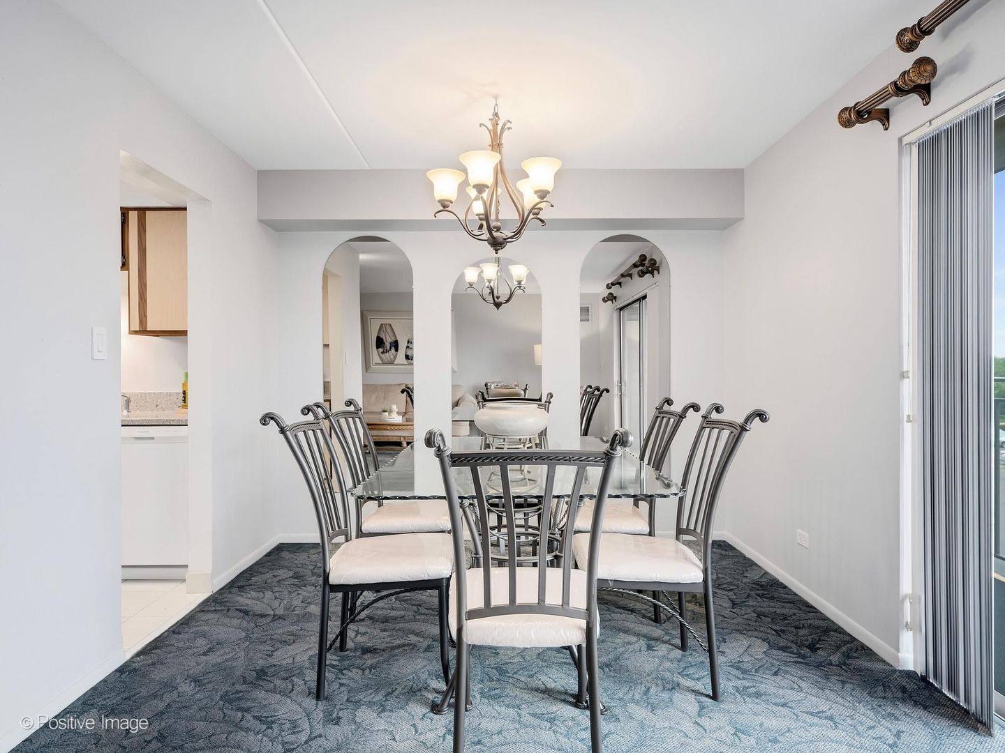 6340 Americana Drive #310, Willowbrook, IL 60527
