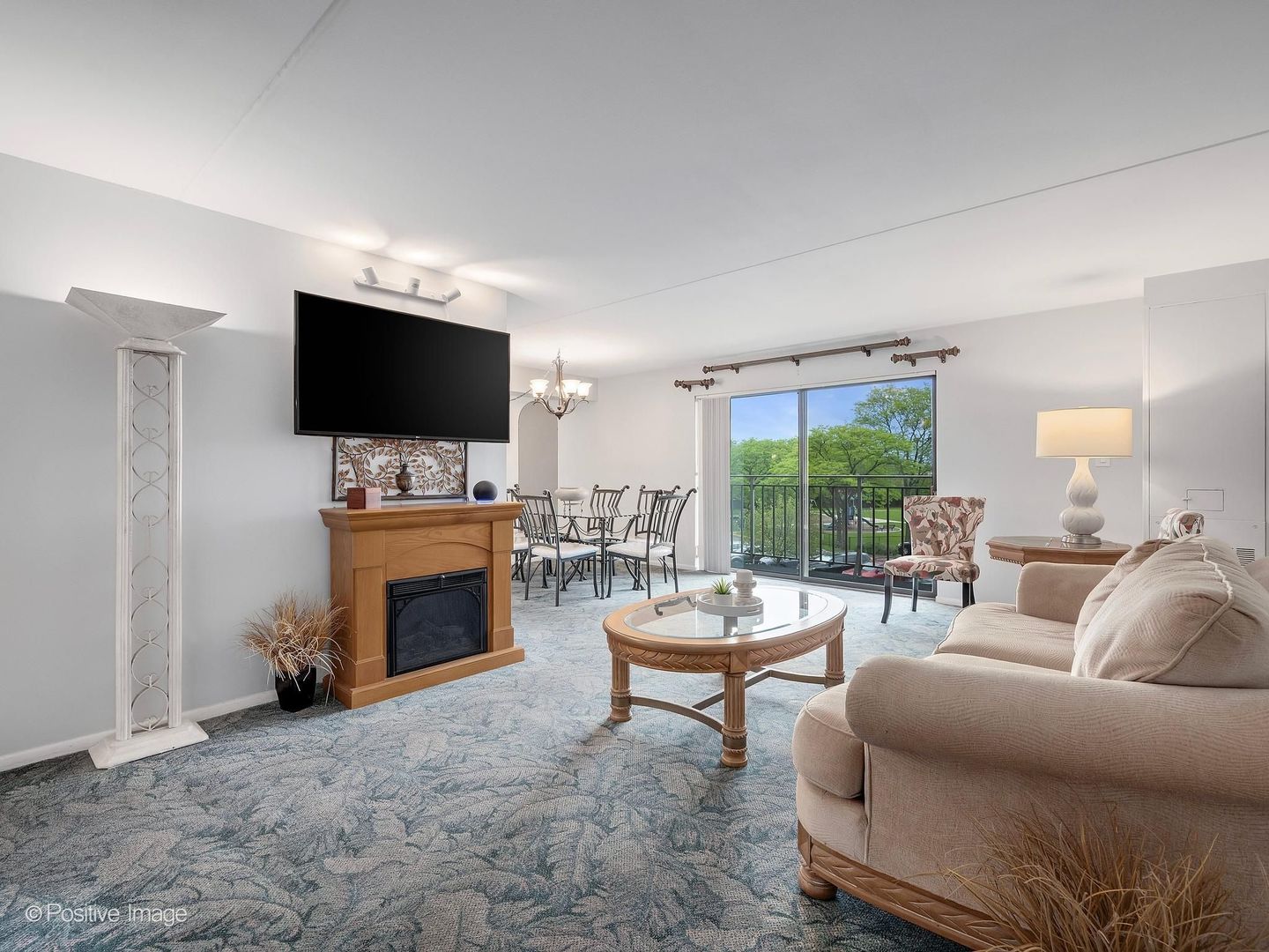 6340 Americana Drive #310, Willowbrook, IL 60527