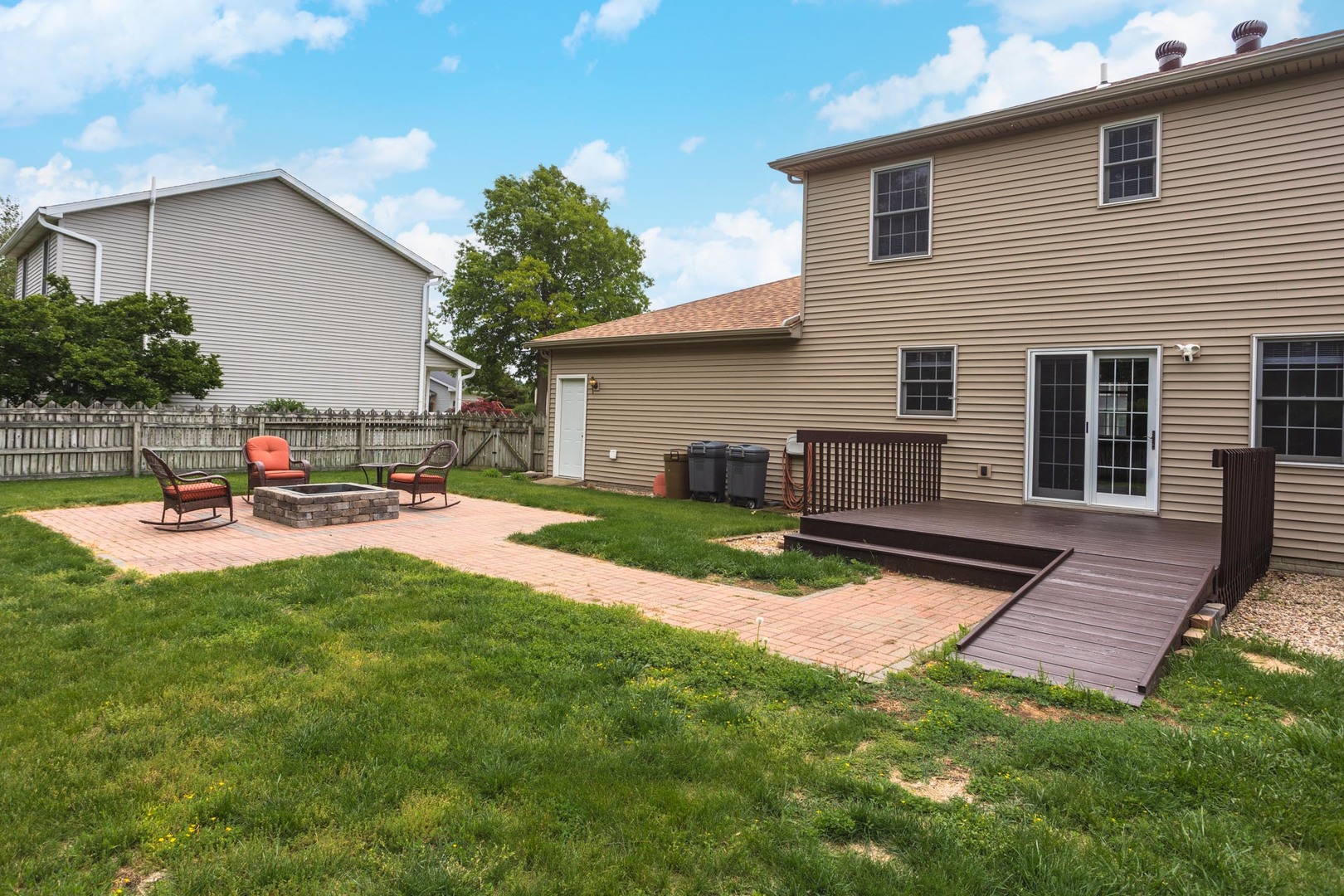 814 Landau Lane, Normal, IL 61761