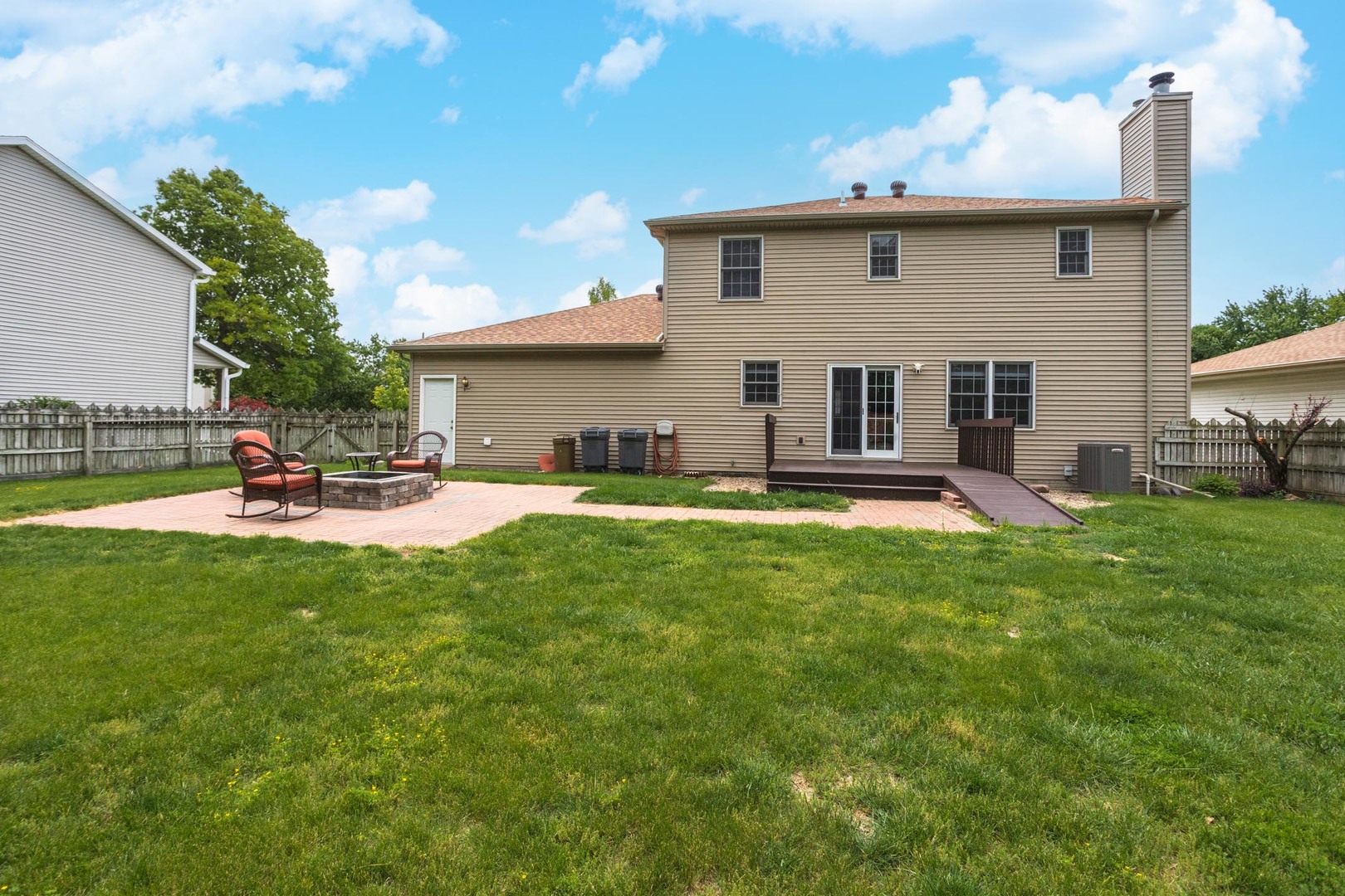 814 Landau Lane, Normal, IL 61761