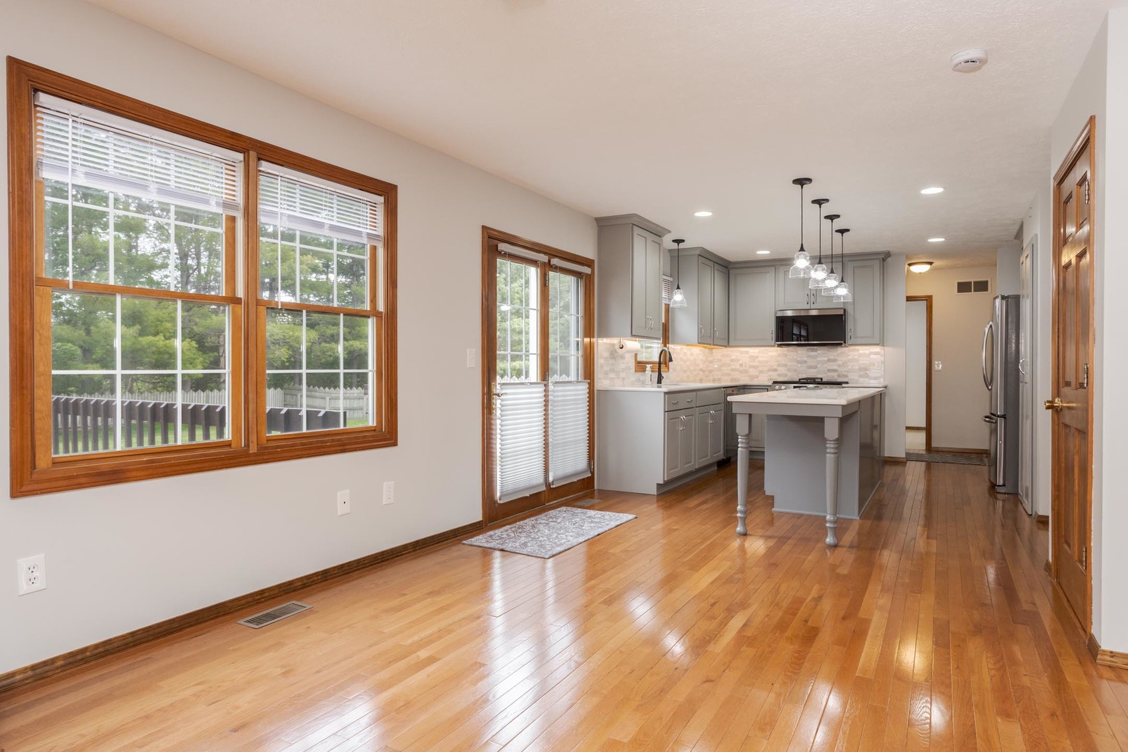 814 Landau Lane, Normal, IL 61761