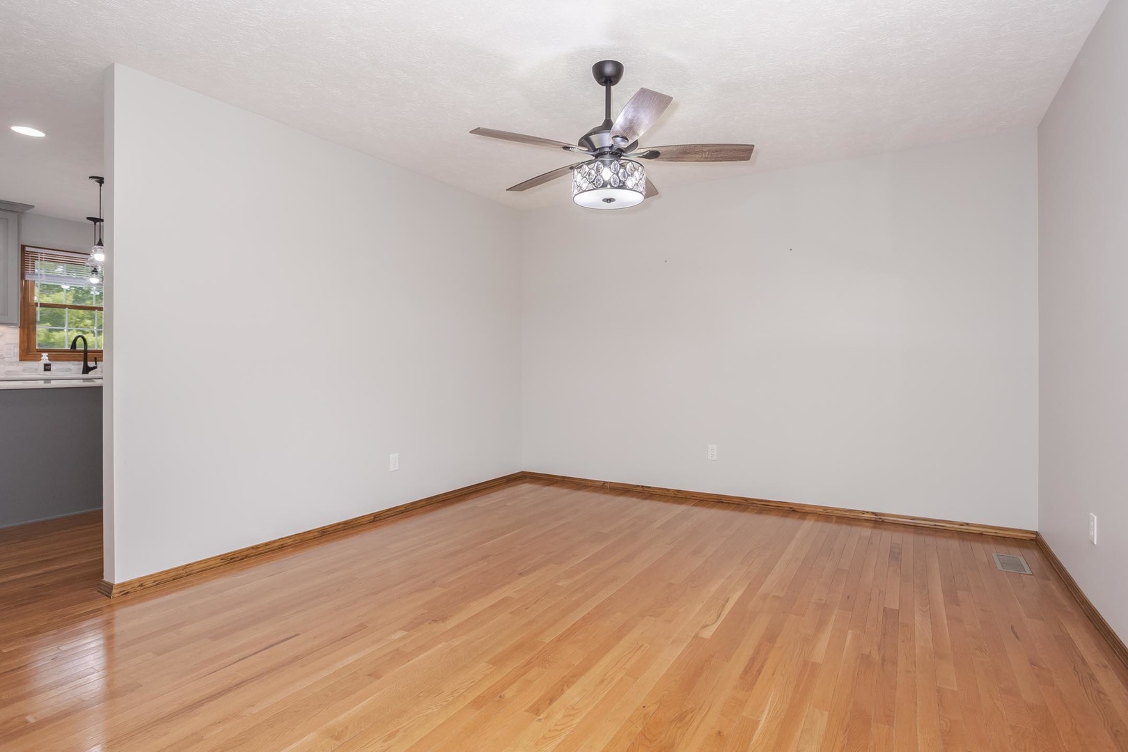 814 Landau Lane, Normal, IL 61761