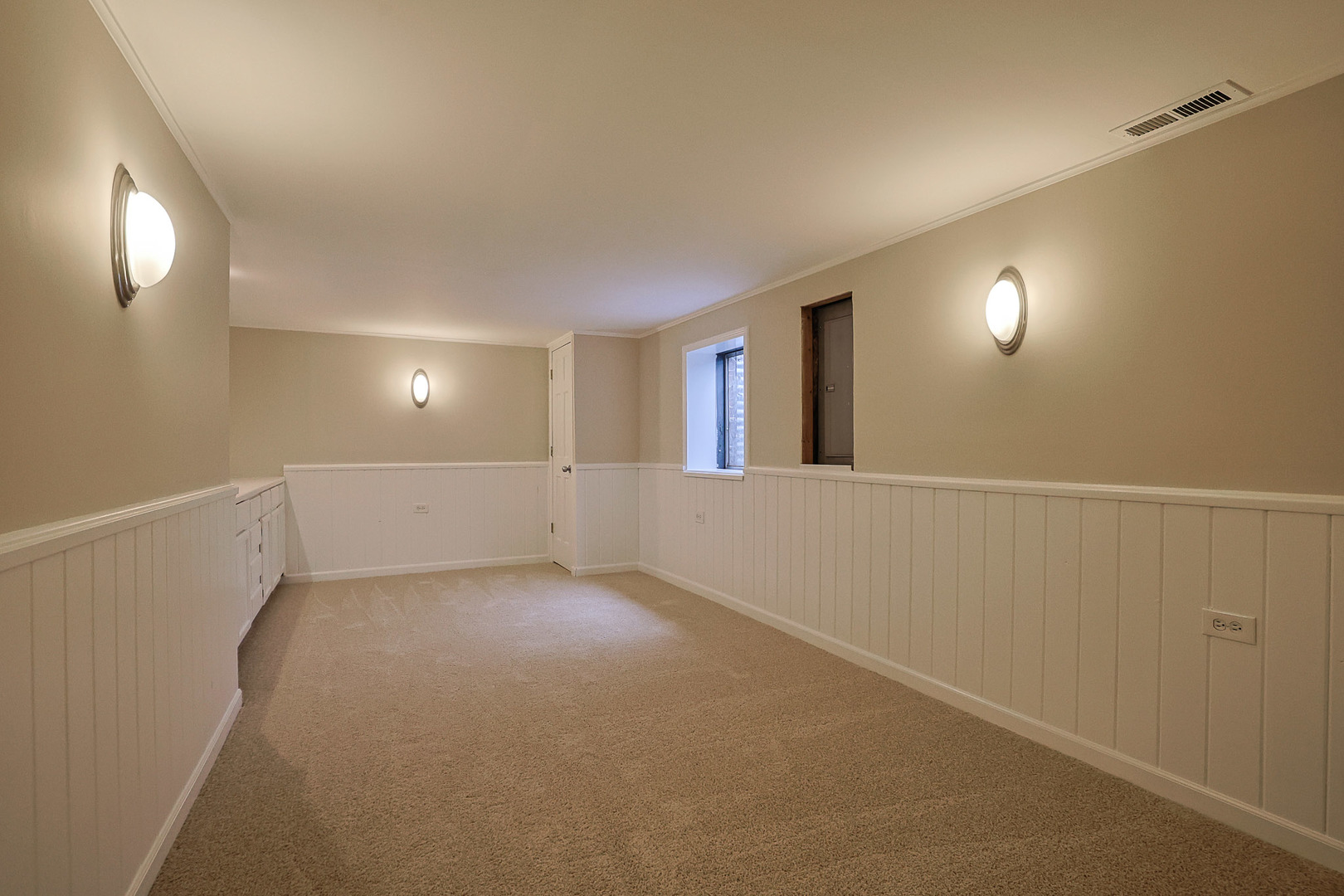 3191 Village Green Drive, Aurora, IL 60504