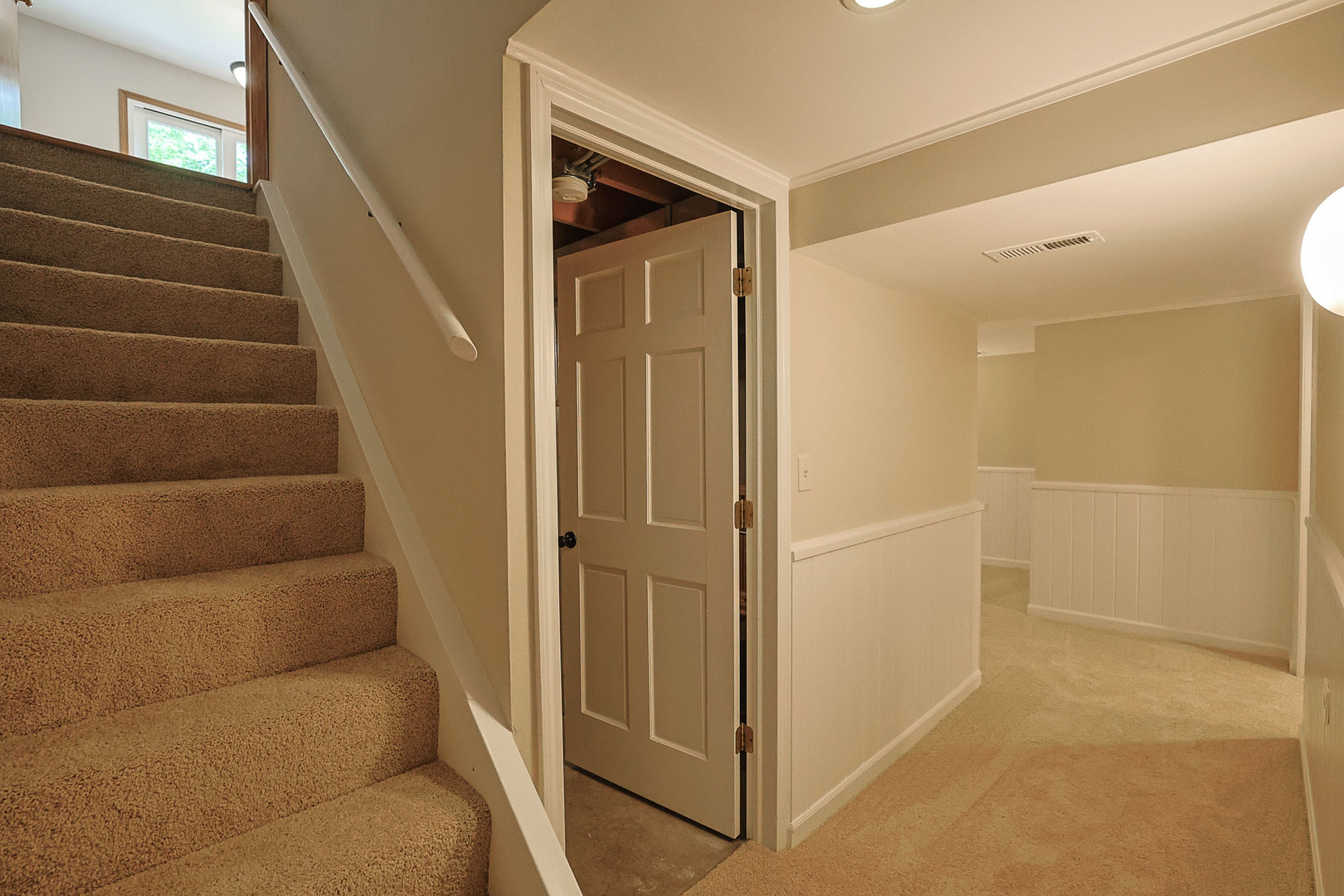 3191 Village Green Drive, Aurora, IL 60504