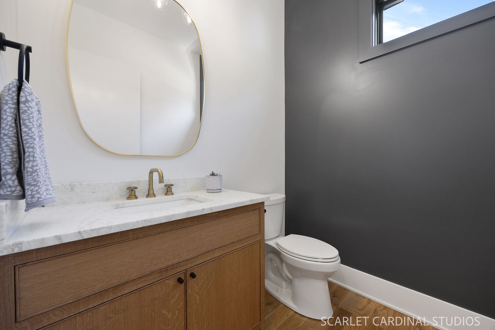 1209 N Eagle Street, Naperville, IL 60563
