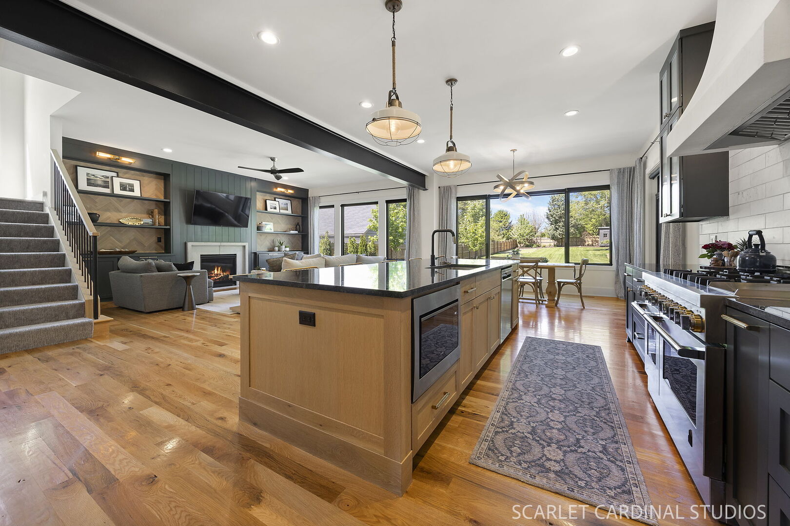 1209 N Eagle Street, Naperville, IL 60563