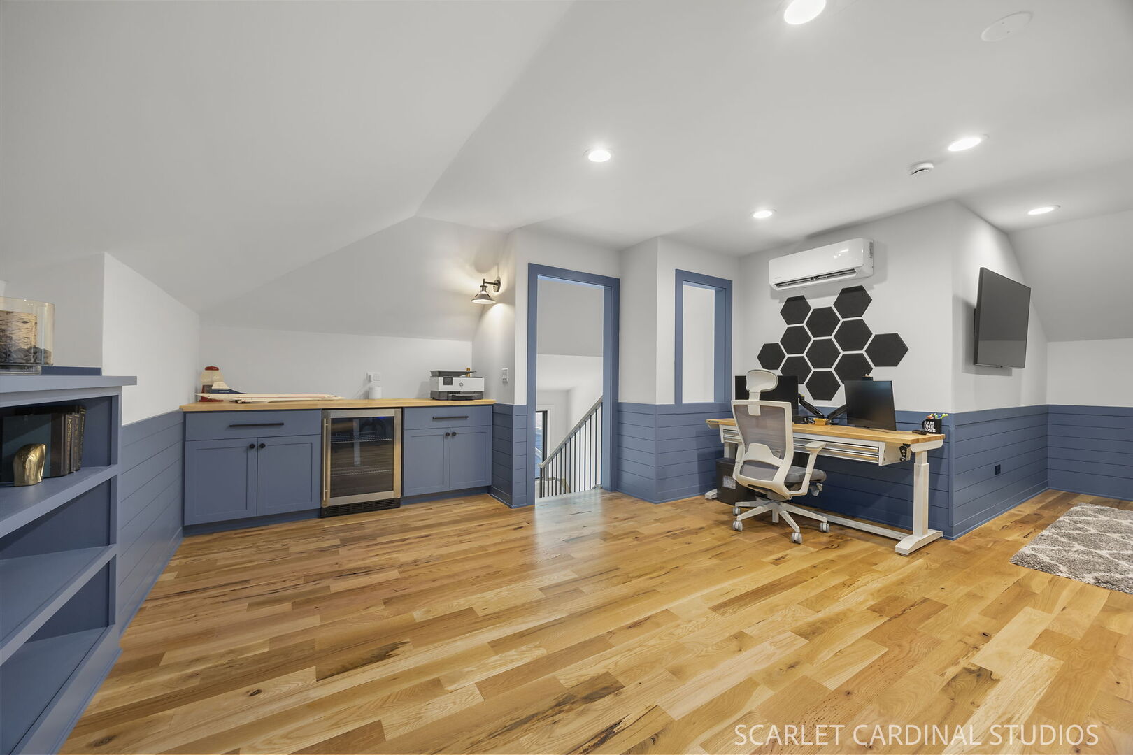 1209 N Eagle Street, Naperville, IL 60563