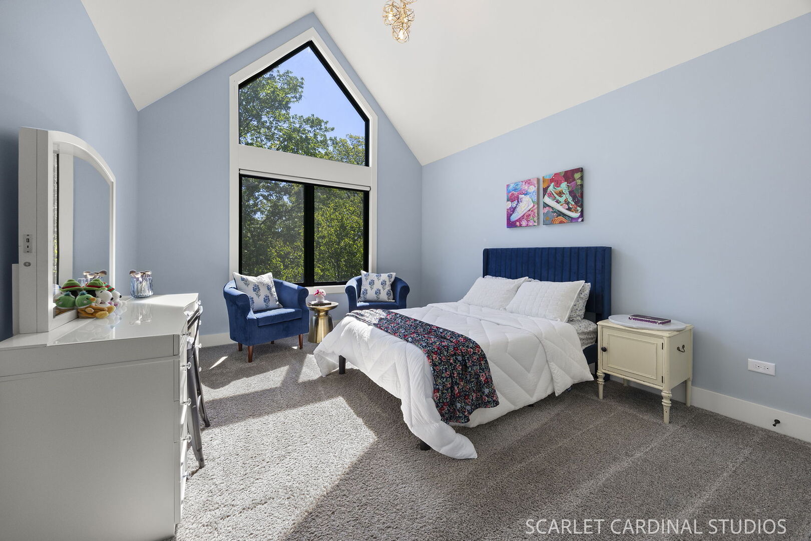 1209 N Eagle Street, Naperville, IL 60563