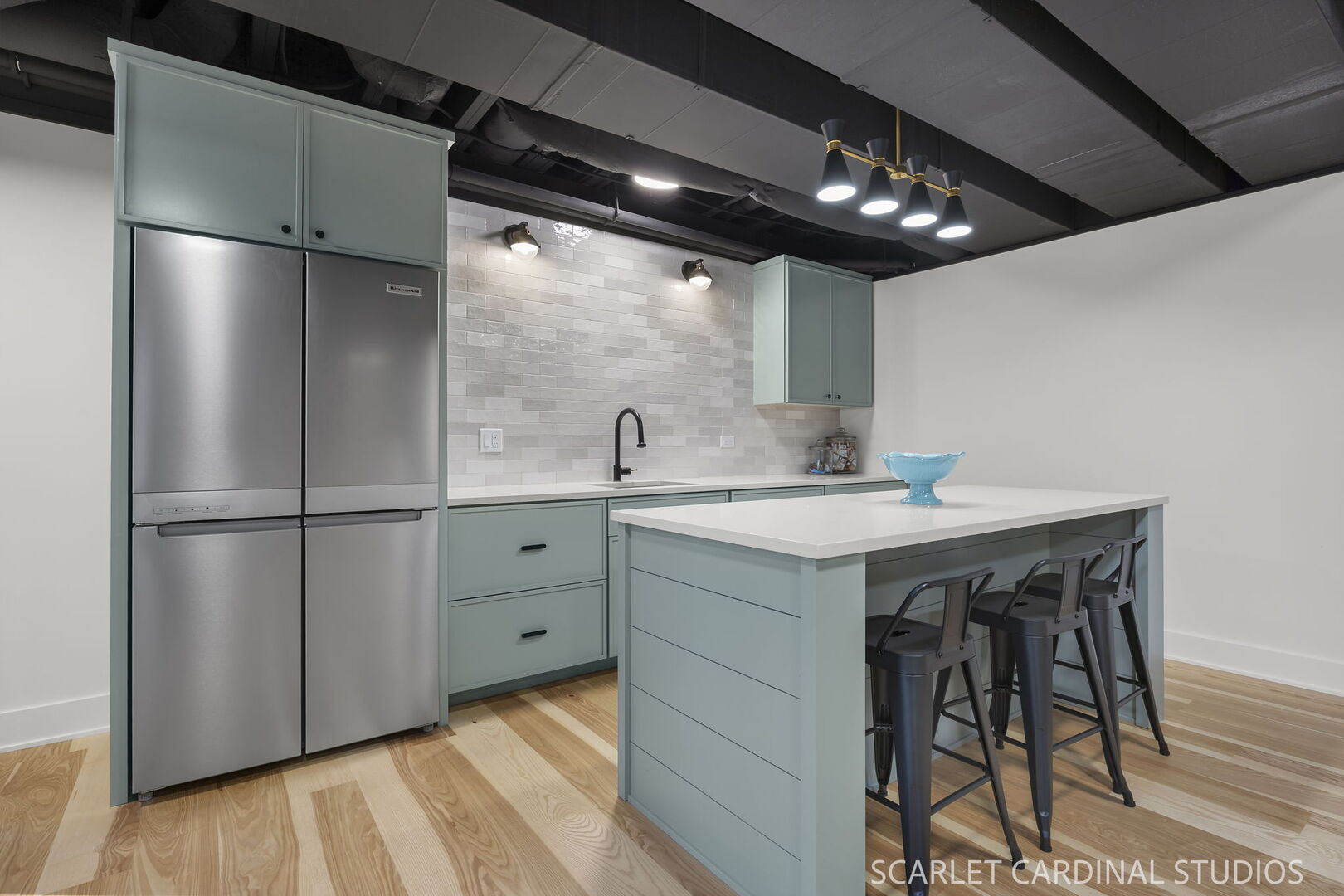 1209 N Eagle Street, Naperville, IL 60563