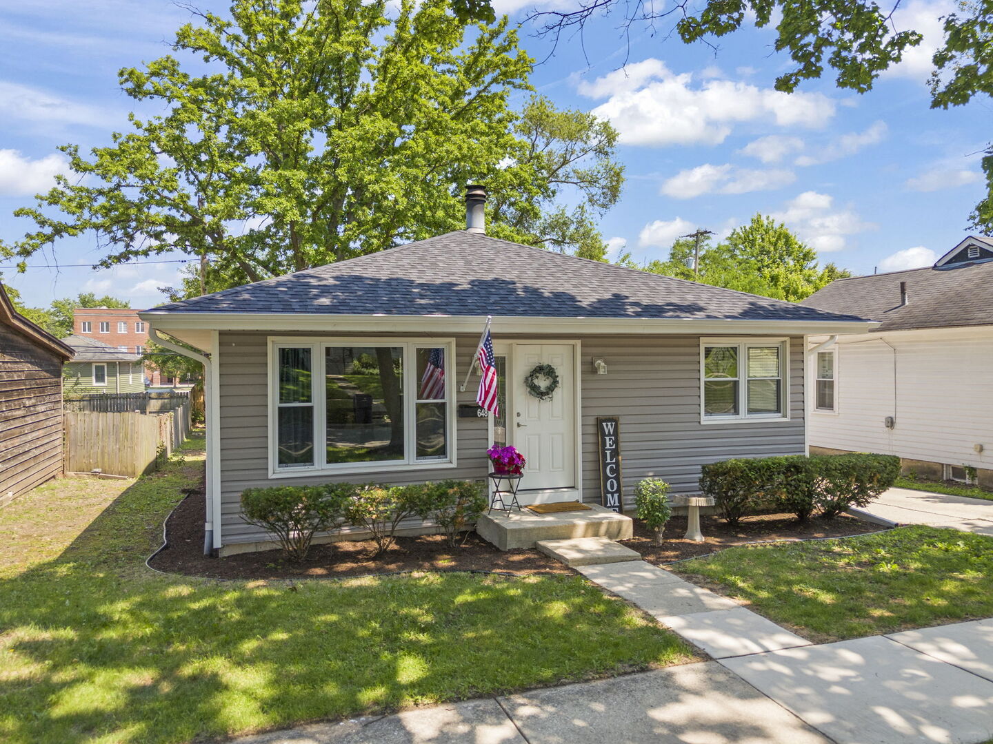 648 S Main Street, Naperville, IL 60540