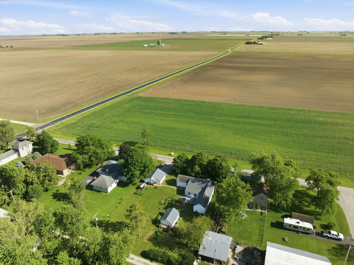 208 4th Street, Anchor, IL 61720